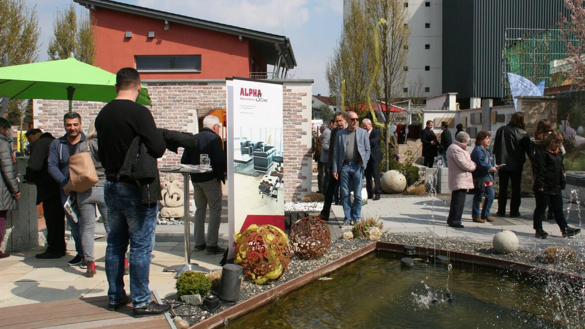 Baustark BaustoffMesse in Ingolstadt Stengel Ziegel Qualitative